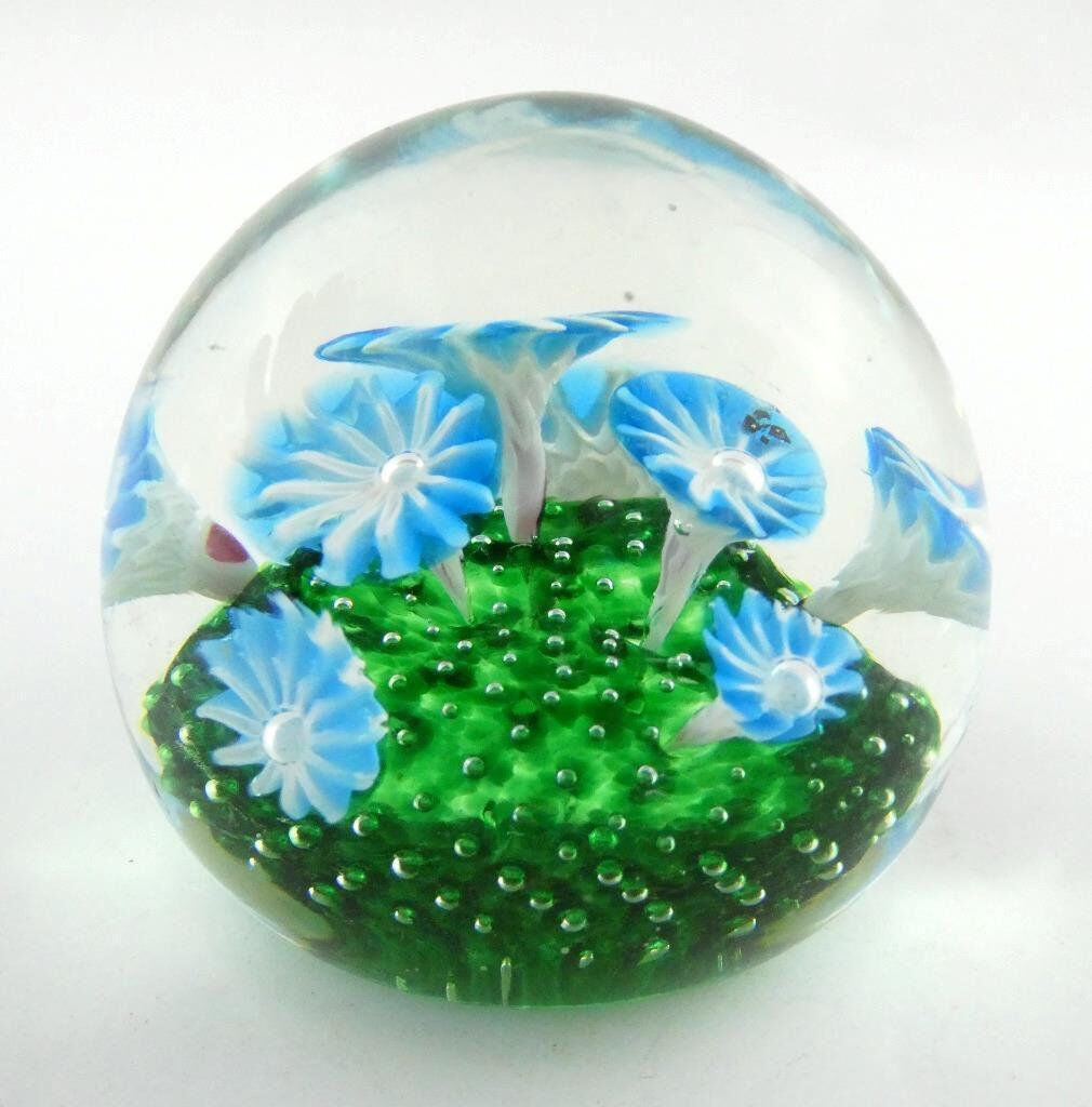 Italian art
glass