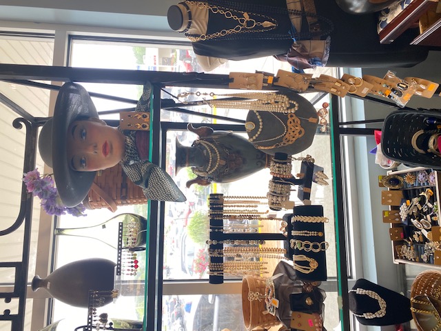 dishfunctional costume jewelry