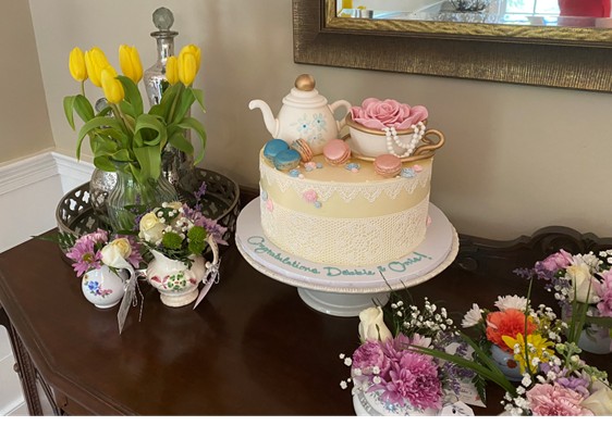 Tea pot and tea cup cake