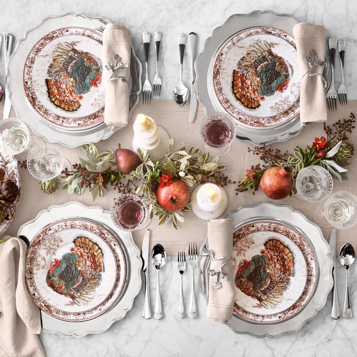 Thanksgiving tablescape by Williams-Sonoma